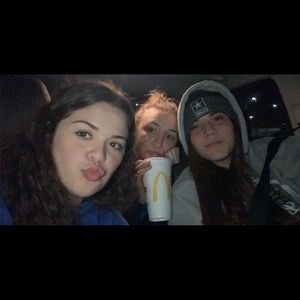 Meet your Posher, Kelsey